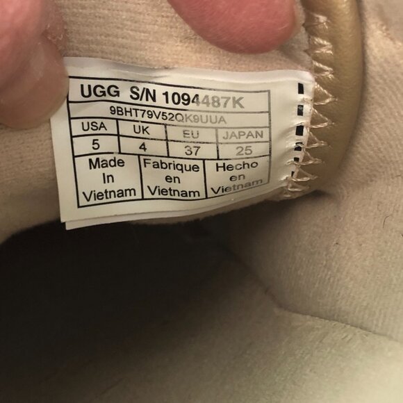 UGG Womens 6 KiDS 5 37 Girls Alanna Low Top Gold Metallic Sneakers Trainers - Picture 4 of 11